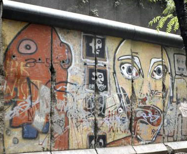 Berlin Wall 520 Madison Ave